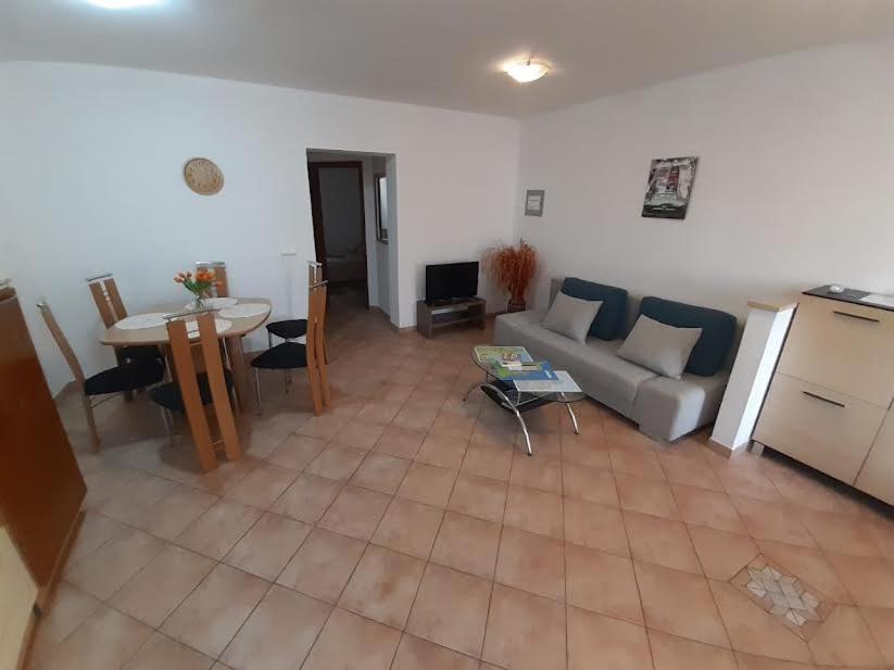 Apartmani Delas Пьешчана-Увала Экстерьер фото