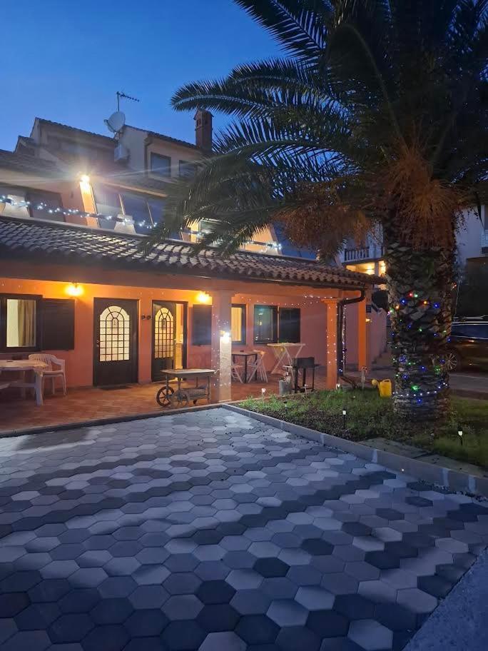 Apartmani Delas Пьешчана-Увала Экстерьер фото